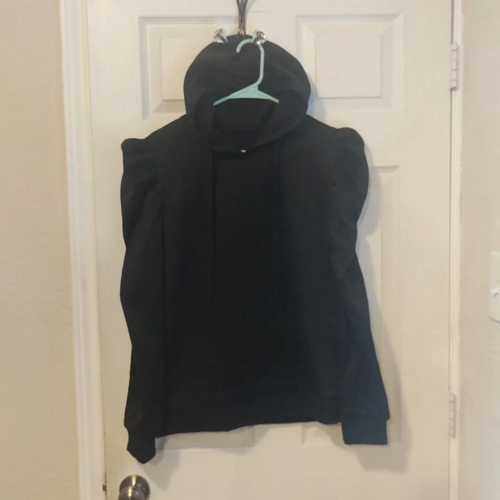 NEW! Black Puff Sleeves Sweatshirt Hoodie - Picture 3 of 12